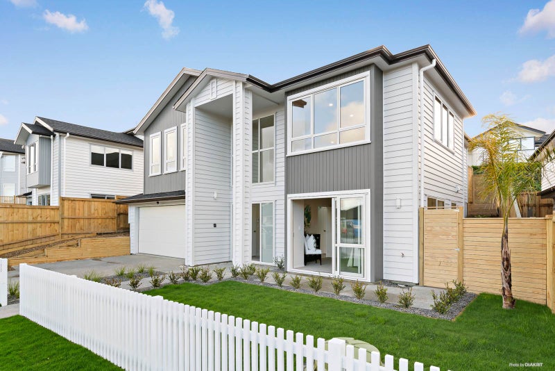 153 Colonial Drive, Silverdale, Silverdale - Carousel 1