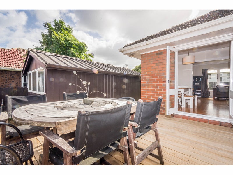 2A Kelkirk Street, Kelston, Auckland - Carousel 2