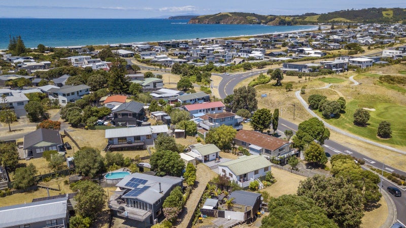 4 Pioneer Crescent, Warkworth - Carousel 15