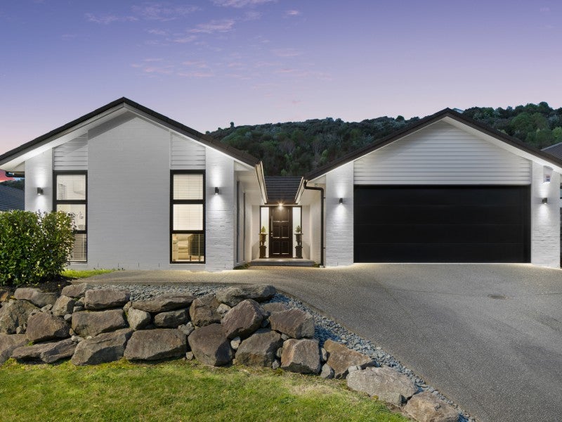285 Lakes Boulevard, Pyes Pa, Tauranga - Carousel 2