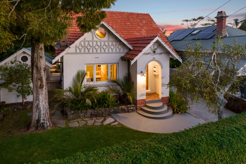 2 Marlborough Street, Mount Eden, Auckland - Carousel 1