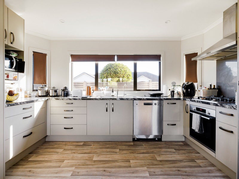 30 Nielsen Gardens, Rototuna, Hamilton - Carousel 2