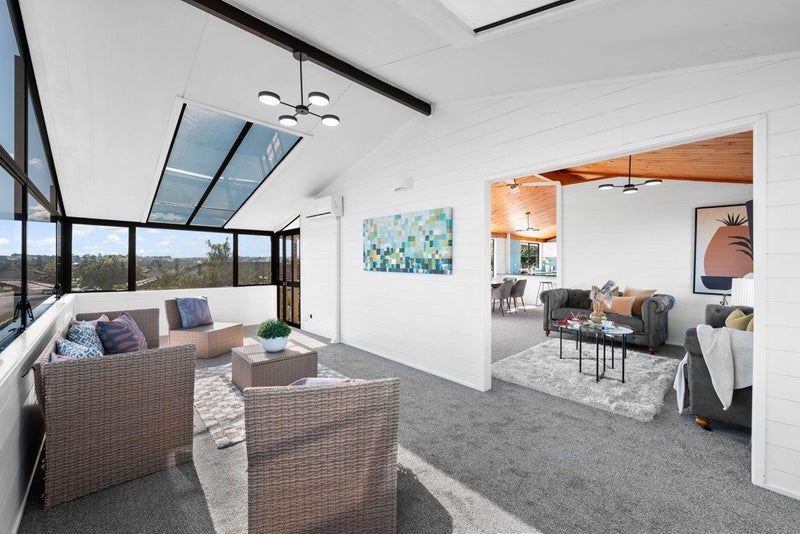 209 Carnoustie Drive, Wattle Downs, Auckland - Carousel 1