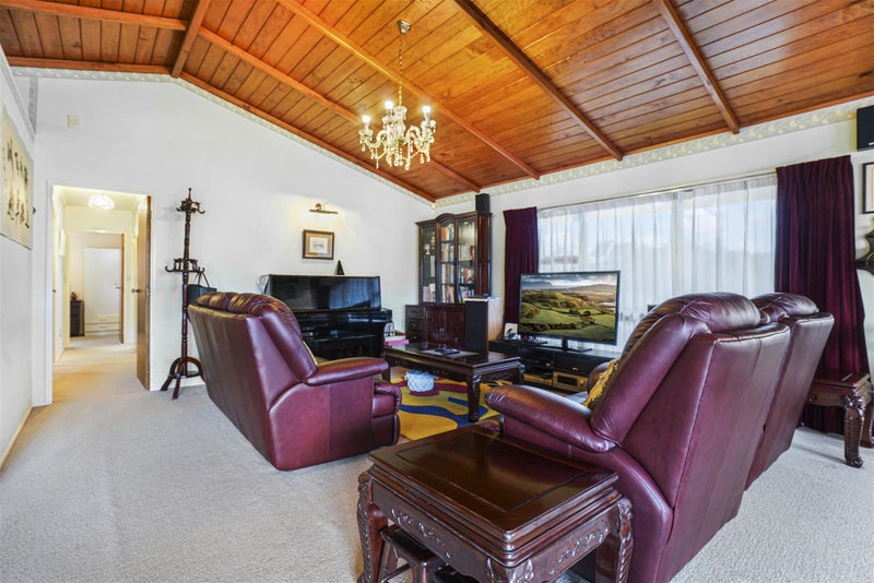 19B Perindale Drive, Chartwell, Hamilton - Carousel 2
