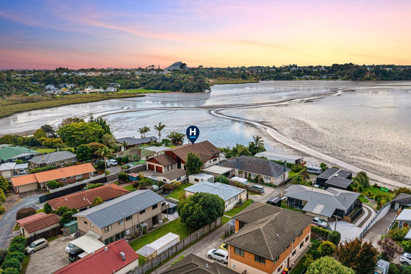 177 Welcome Bay Road, Welcome Bay, Tauranga - Carousel 2