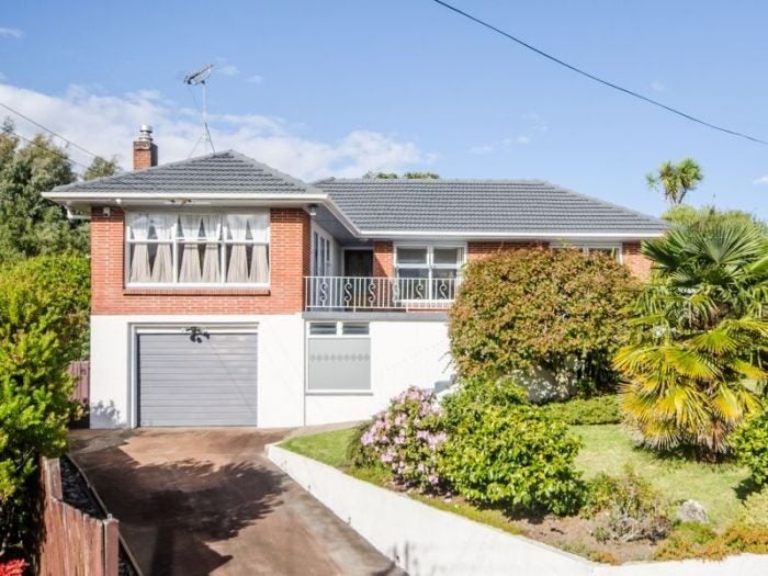 7 Hillsdale Road, Hillsborough, Auckland - Carousel 1