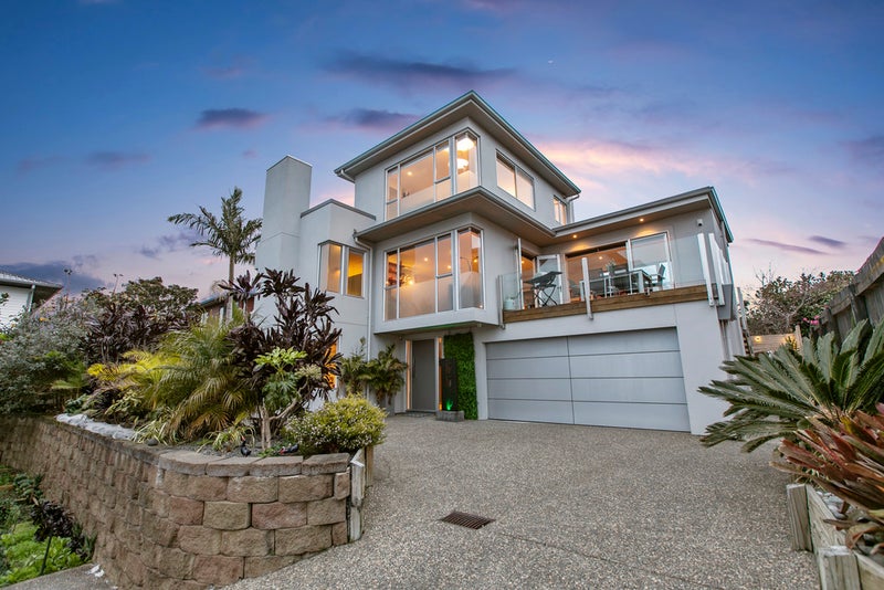 39A Ronaki Road, Mission Bay, Auckland - Carousel 1