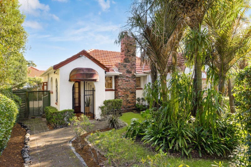 36 Eldon Road, Mount Eden, Auckland - Carousel 1