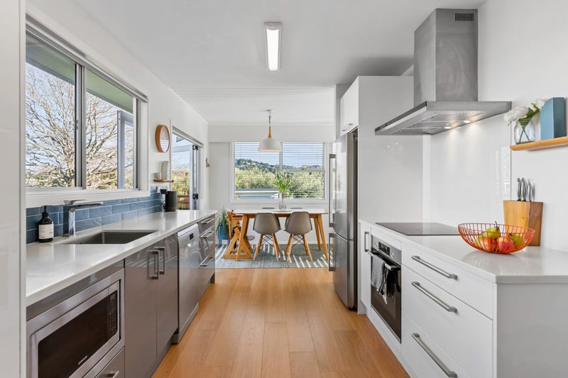 110 Lantana Road, Green Bay, Auckland - Carousel 2