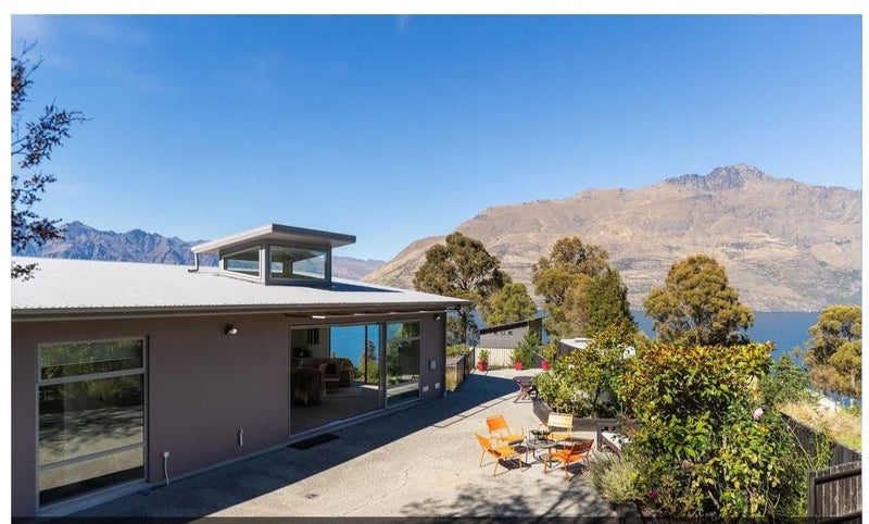 234 Fernhill Road, Sunshine Bay, Queenstown - Carousel 1