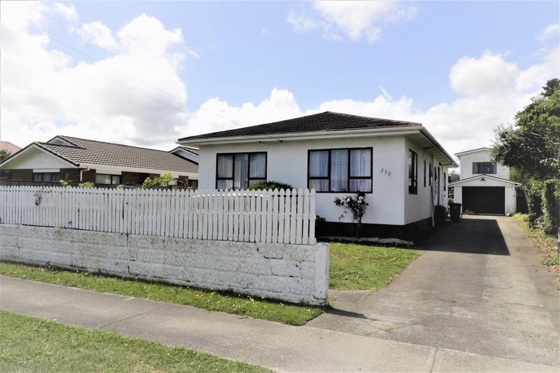 250 Heads Road, Gonville, Whanganui - Carousel 13