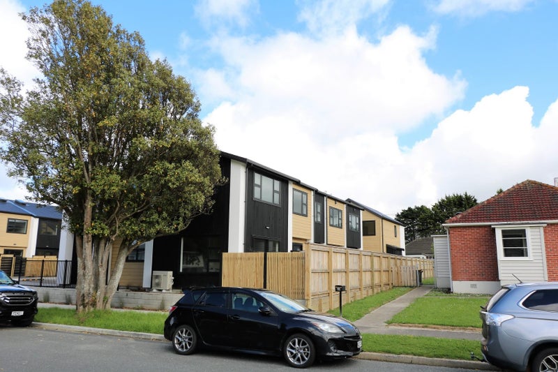 3/37 Sladden Street, Naenae, Lower Hutt - Carousel 13