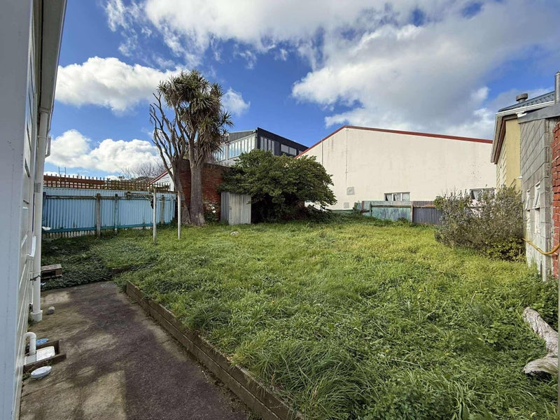 28 Donald Mclean Street, Newtown, Wellington - Carousel 25