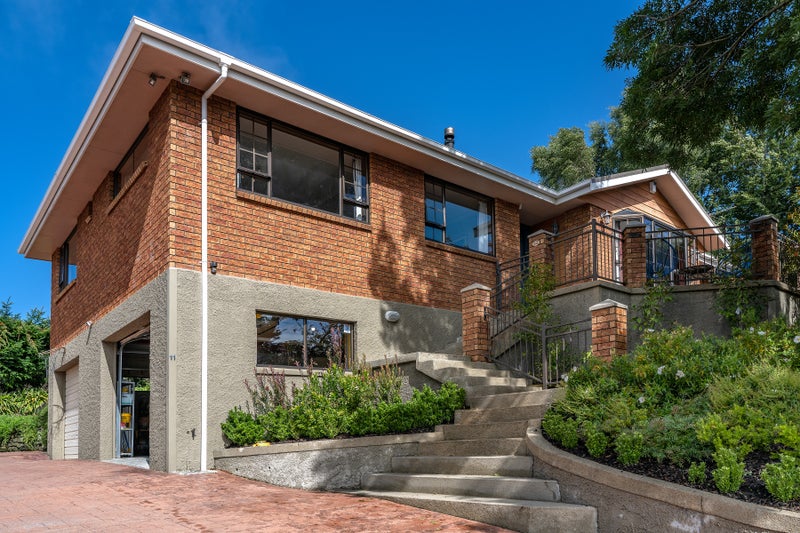 11 Ferntree Drive, Wakari, Dunedin - Carousel 1