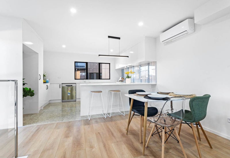 9 Dotterel Place, Westgate, Auckland - Carousel 2