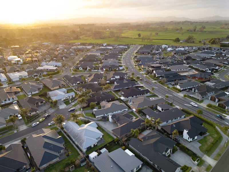 16 Michael Terrence Place, Flagstaff, Hamilton - Carousel 26