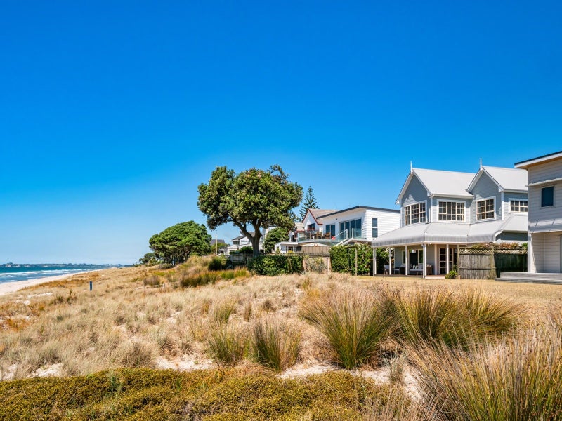 123 Karewa Parade, Papamoa Beach, Papamoa - Carousel 2