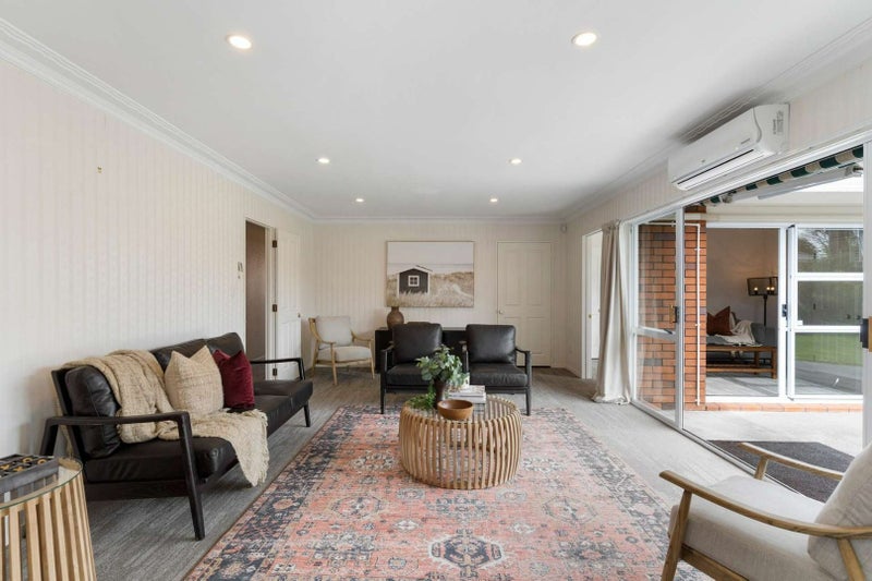 14 Chippewa Place, Conifer Grove, Takanini - Carousel 17