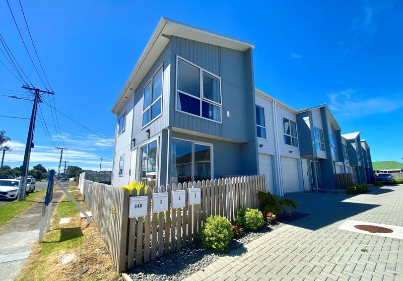 34A James Street, Mangere East, Auckland - Carousel 1