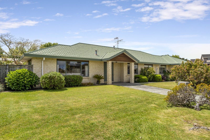 9 Leigh Place, Paraparaumu Beach, Paraparaumu - Carousel 1