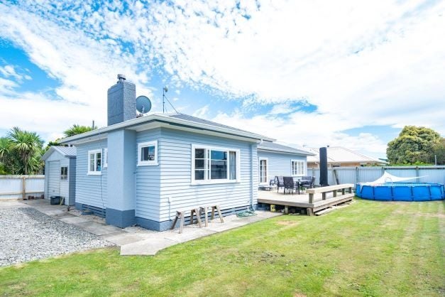 1 Cochrane Street, Elgin, Gisborne - Carousel 1