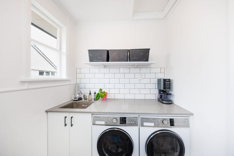 32 Leicester Street, Terrace End, Palmerston North - Carousel 11