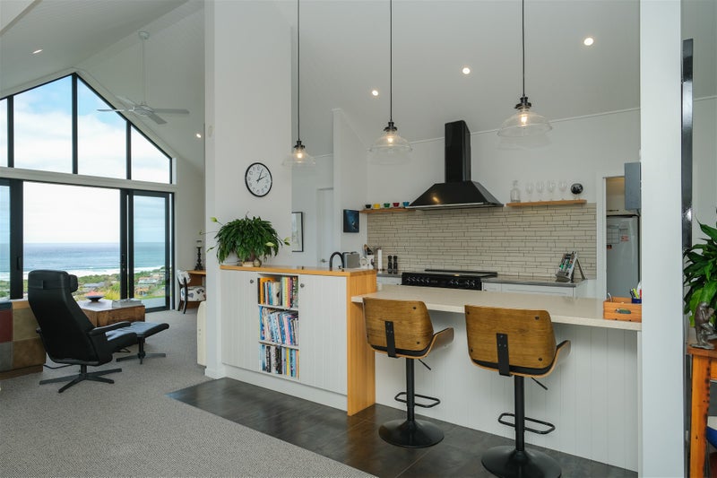 15 Kayforce Road, Ocean View, Dunedin - Carousel 2