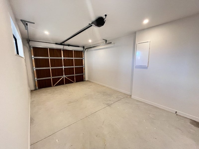 17 Monstedt Terrace, Windsor Park, Auckland - Carousel 21