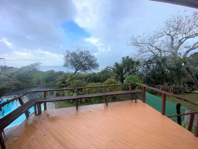 30 Cliff View Drive, Green Bay, Auckland - Carousel 18