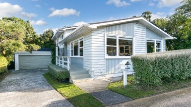 12 Kandy Crescent, Ngaio, Wellington - Carousel 1
