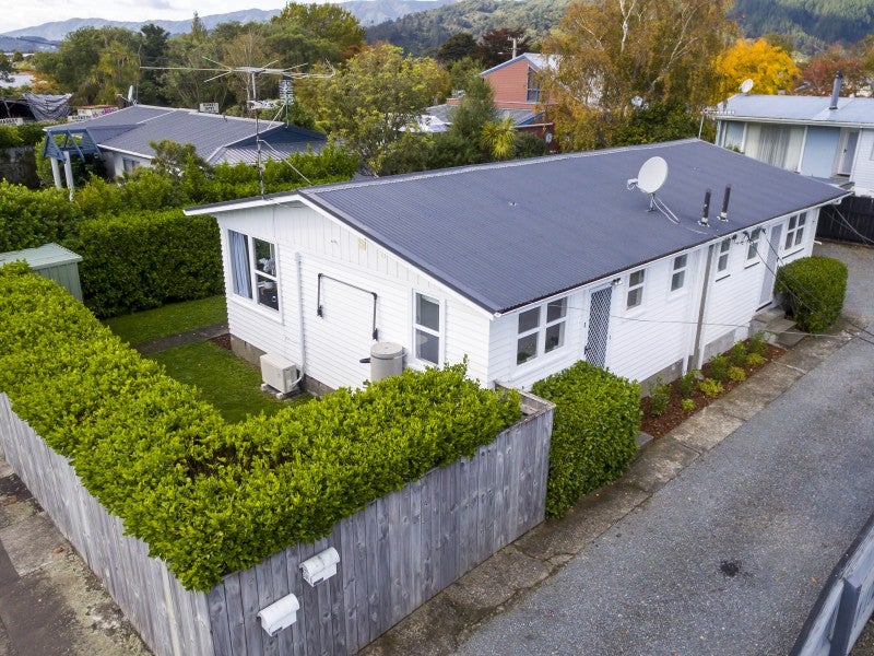 1/504 Fergusson Drive, Trentham, Upper Hutt - Carousel 1