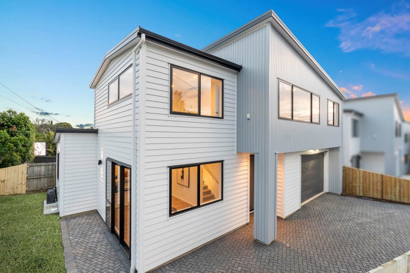 510A Glenfield Road, Bayview, Auckland - Carousel 1