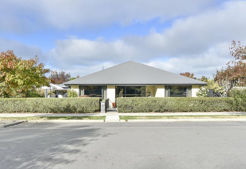 70 Infinity Drive, Pegasus - Carousel 2