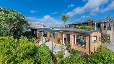 1/28 Auld Street, Torbay, Auckland - Carousel 1