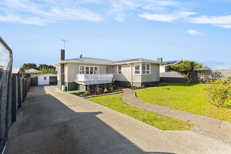 13 Parker Crescent, Otara, Auckland - Carousel 1
