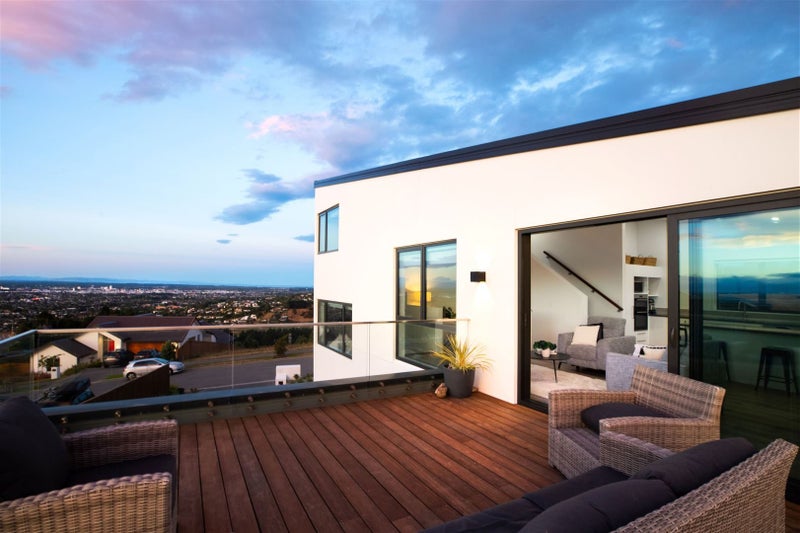 34 Hawkshead Way, Westmorland, Christchurch - Carousel 1