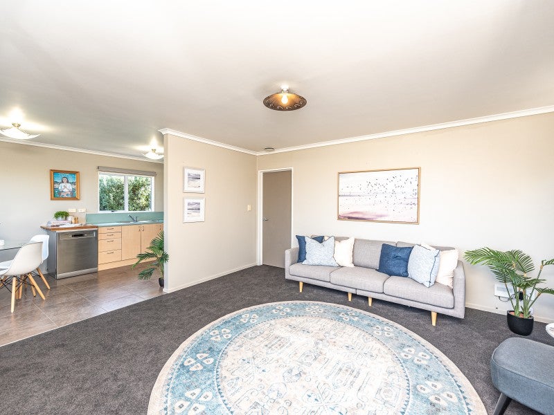 19 Waitote Street, Castlecliff, Whanganui - Carousel 2