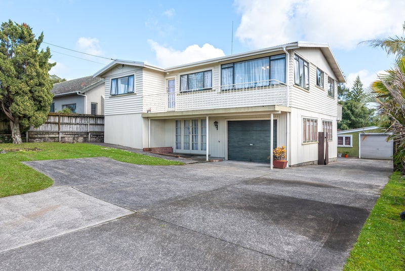 37 Forest Hill Road, Henderson, Auckland - Carousel 2