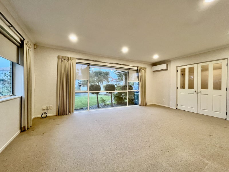 5 Casabella Court, Northpark, Auckland - Carousel 2