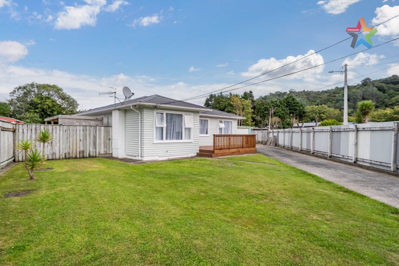 18 Whitehall Street, Wainuiomata, Lower Hutt - Carousel 2