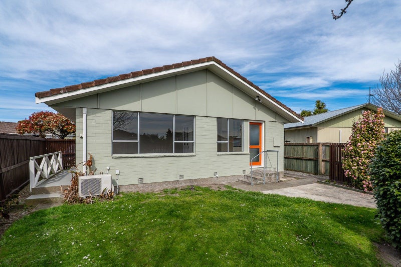 1/11 Wanstead Place, Woolston, Christchurch - Carousel 1