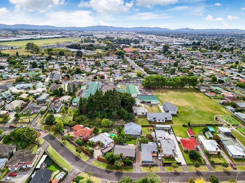 18A Hinton Avenue, Forest Lake, Hamilton - Carousel 28