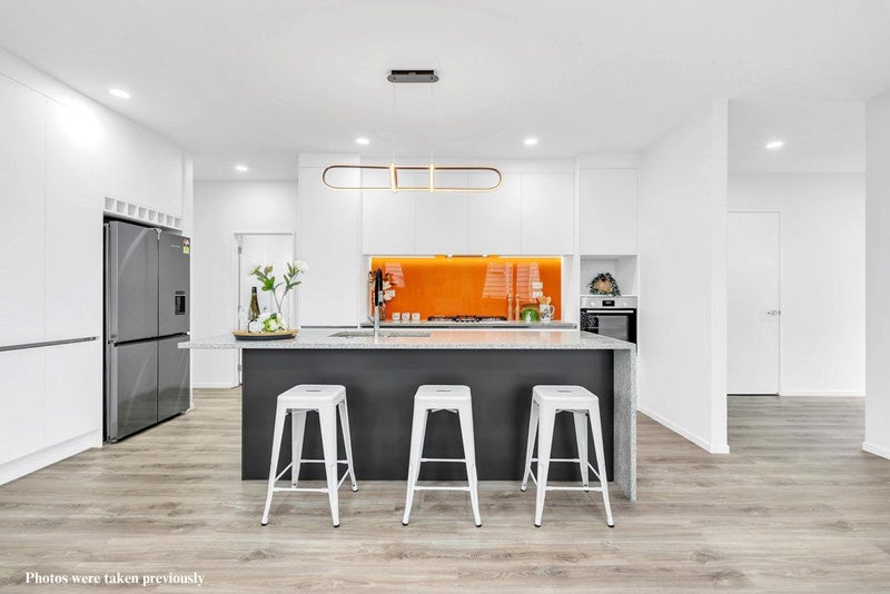 8 Repehina Road, Flat Bush, Auckland - Carousel 2