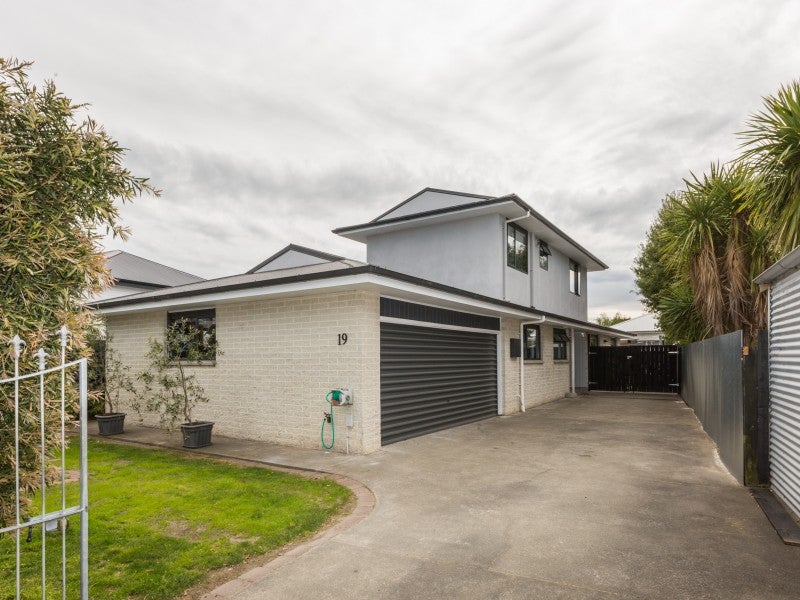 19 Latham Street, Napier South, Napier - Carousel 2