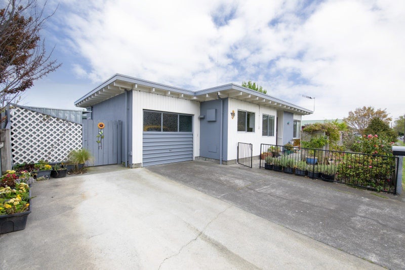 73 Westminster Avenue, Tamatea, Napier - Carousel 1