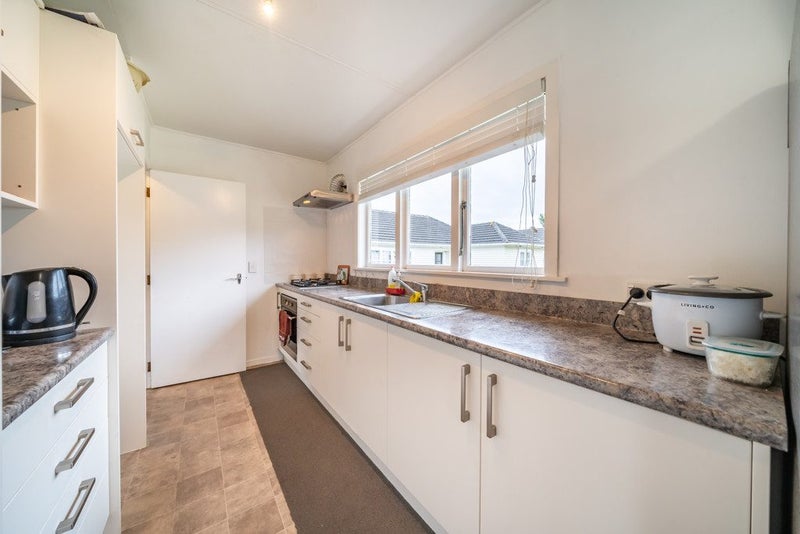 9 Moohan Street, Wainuiomata, Lower Hutt - Carousel 2