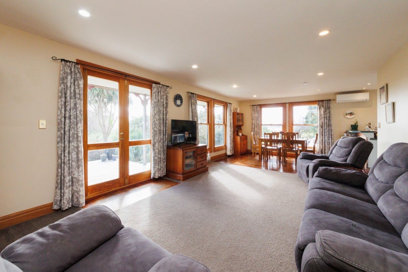 32 Staces Road, Palmerston North - Carousel 2