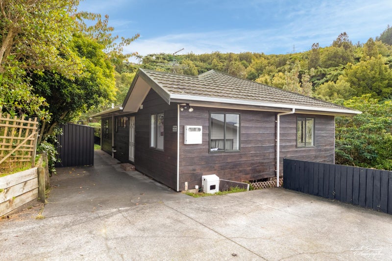 2/126 Tirohanga Road, Tirohanga, Lower Hutt - Carousel 1
