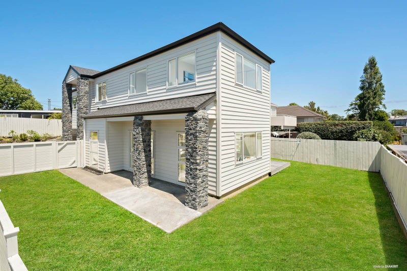 13 Bellcroft Place, Belmont, Auckland - Carousel 3
