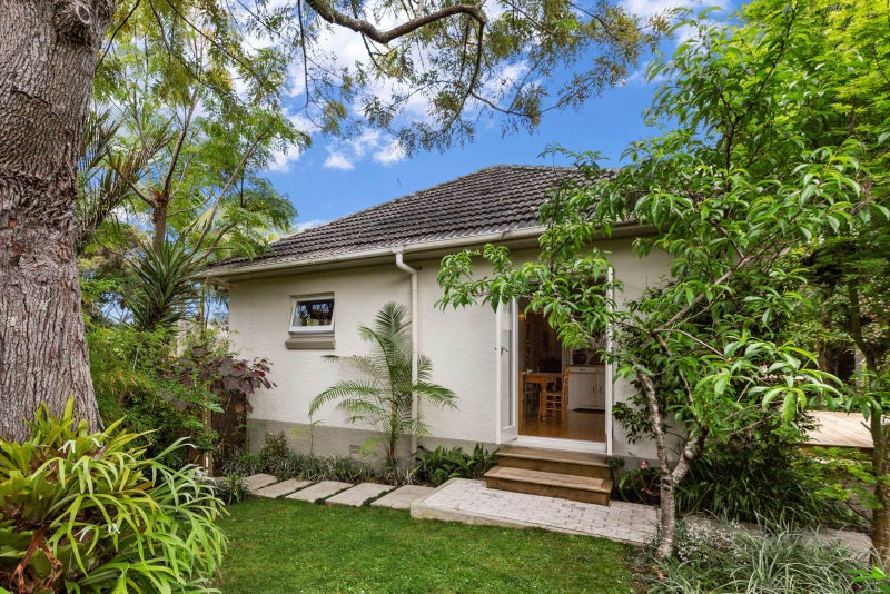 29 Atkinson Road, Titirangi, Auckland - Carousel 2